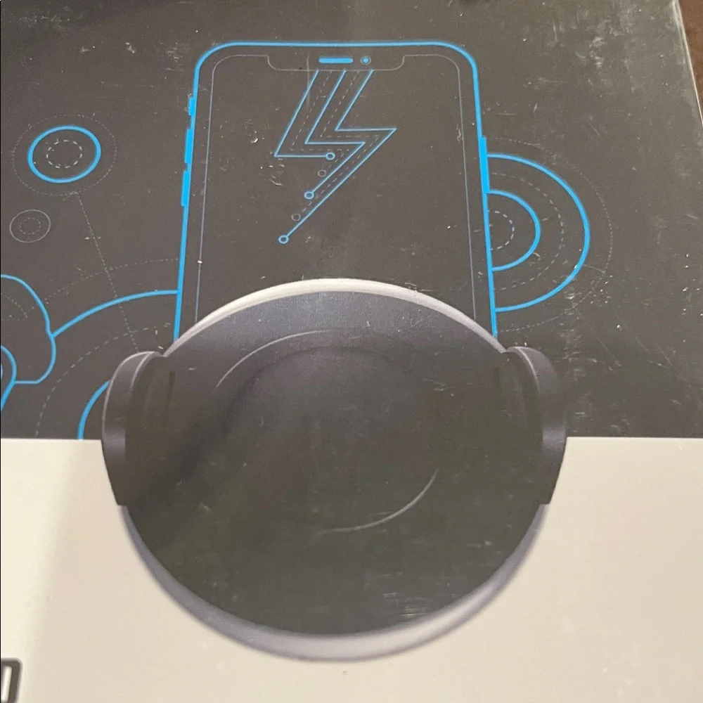 New Look Wireless Car Charger